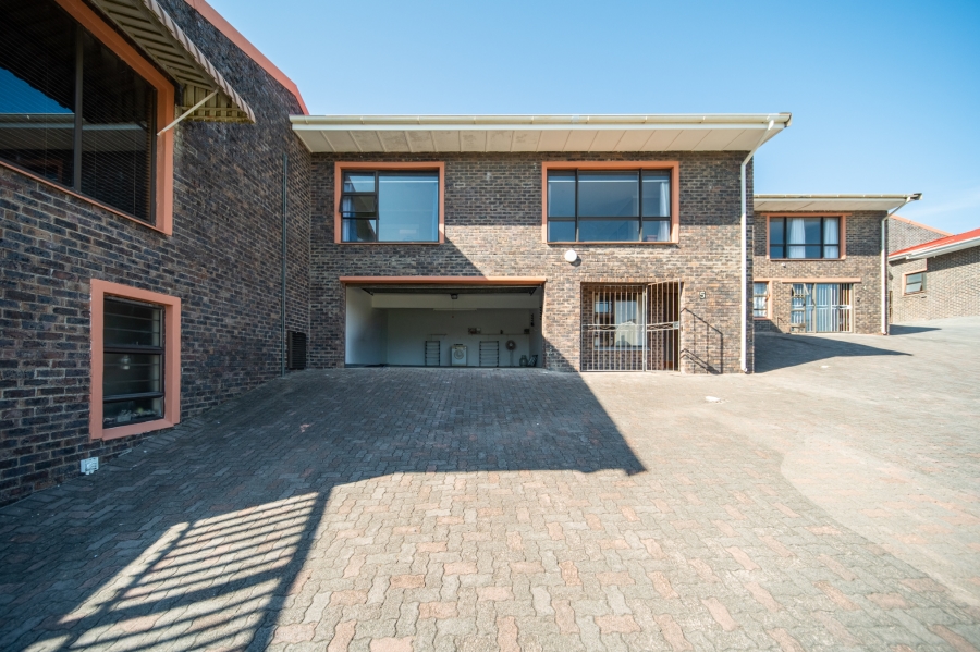 4 Bedroom Property for Sale in Gonubie Eastern Cape